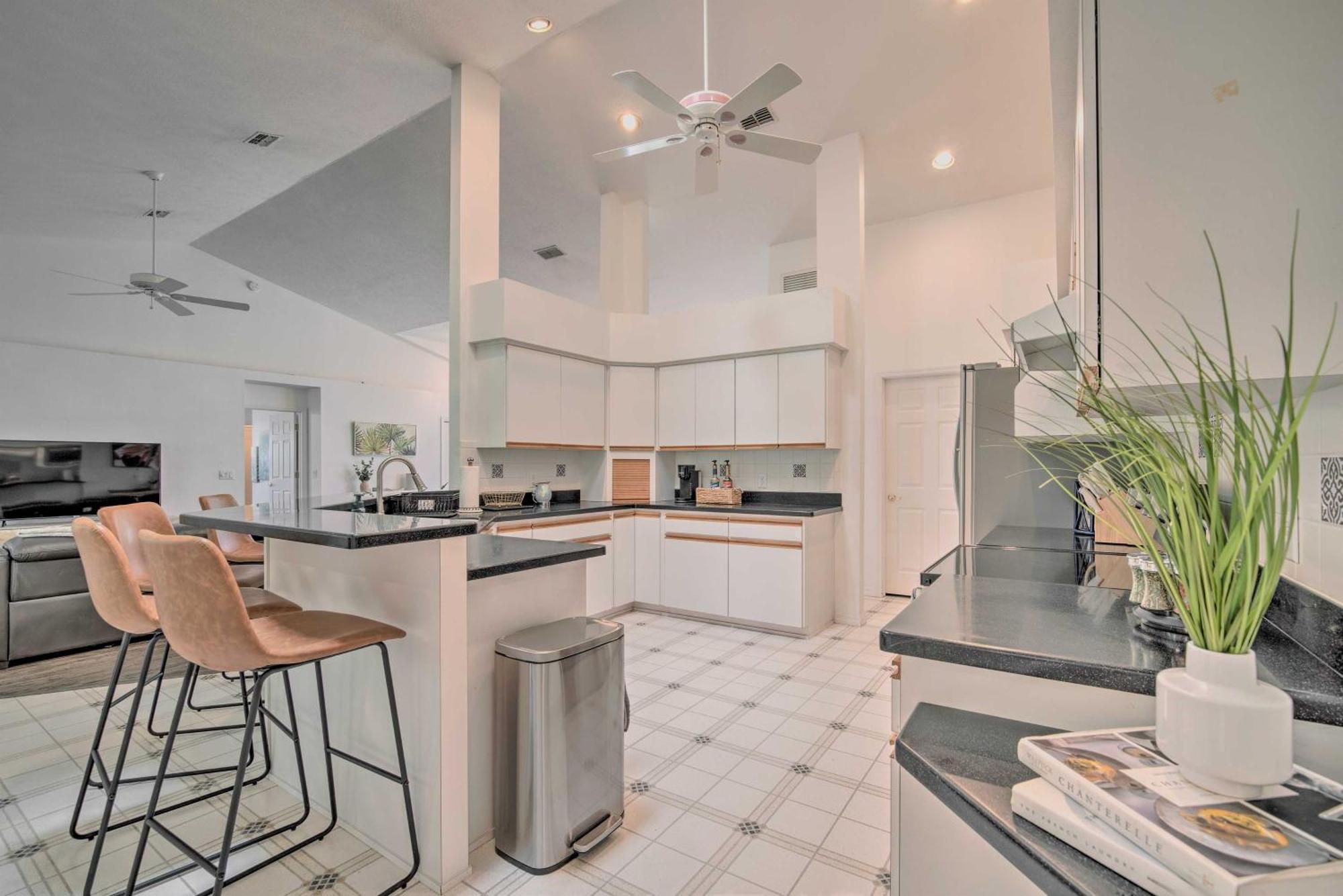 Gem Near Three Sisters Springs! Holiday home Crystal River